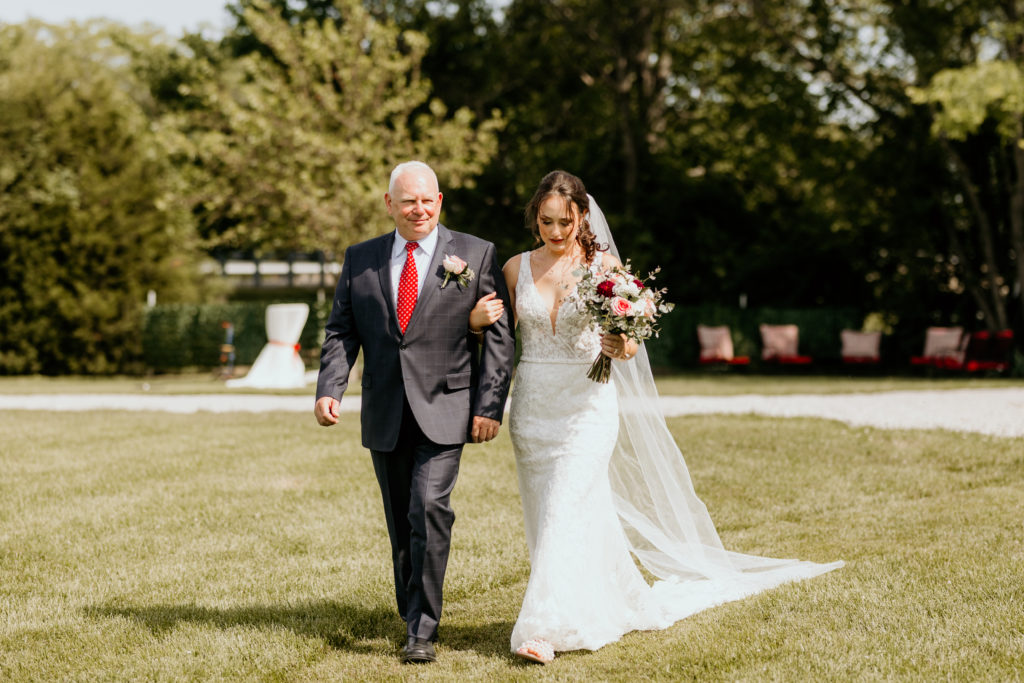 Father walking bride down the aisle, St. Louis wedding photographer