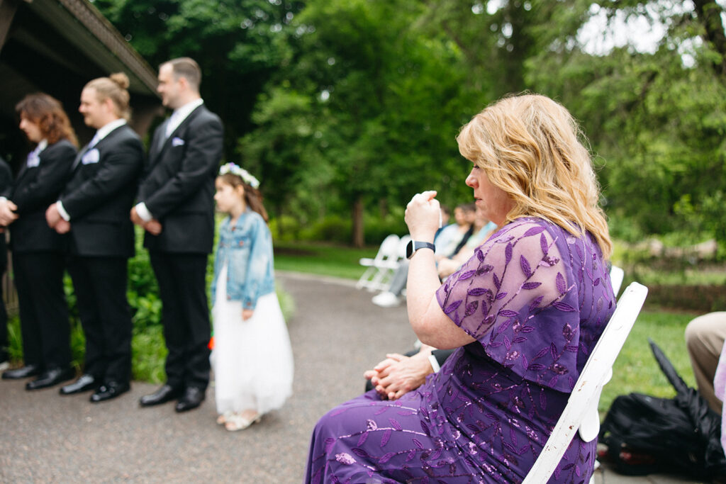 Missouri Botanical Garden Wedding mother crying